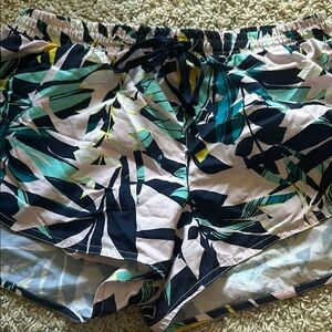 Tropical Print Women's Shorts